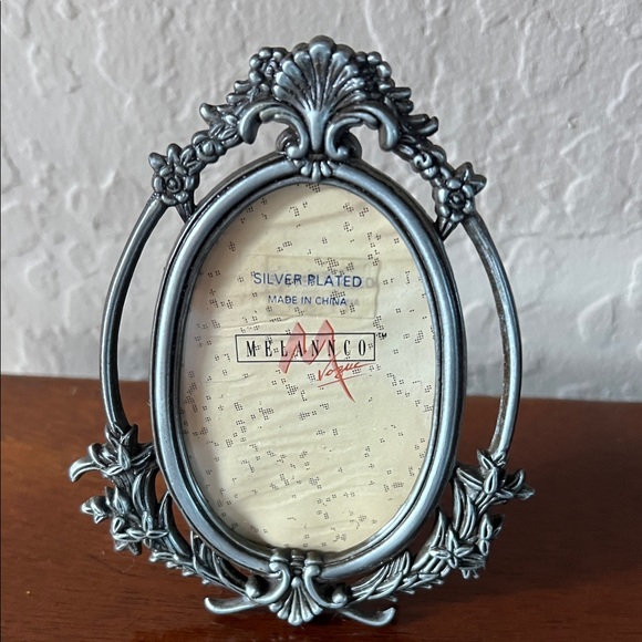 Vintage Silver Plated Oval Photo Frame - Picture 1 of 9